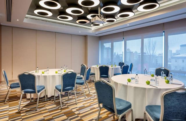 Meeting Room 2+3 or 3+4