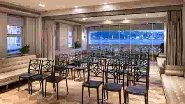 Bosphorus Lounge