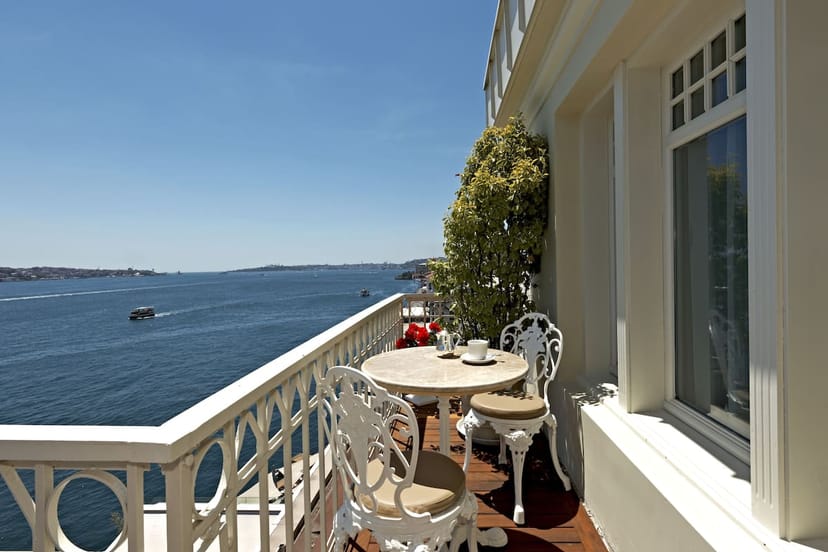 Bosphorus Lounge VIP meeting room with waterfront view for corporate networking and events.