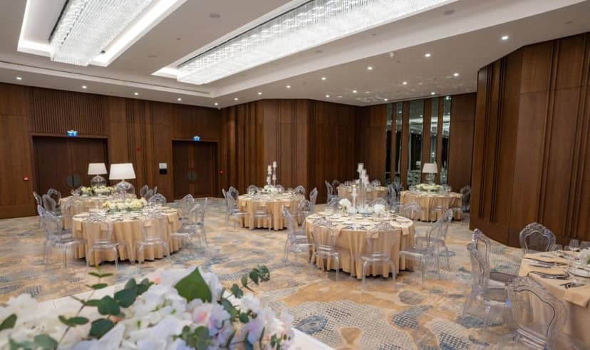 Crowne Plaza Istanbul Ortaköy Bosphorus ...