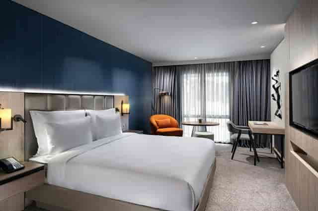 Modern Crowne Plaza Istanbul hotel room with workspace for corporate event or business travel.