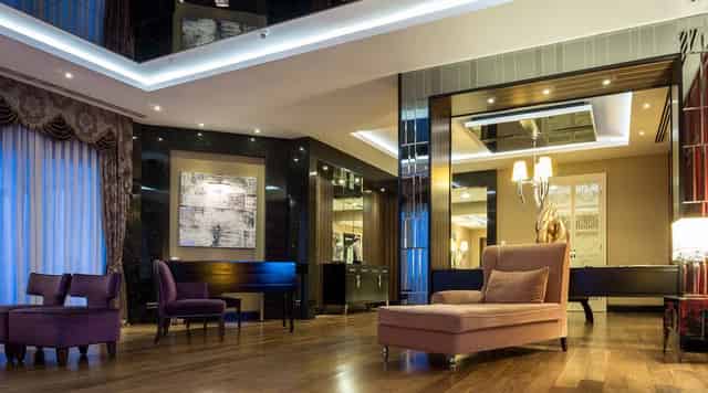 VIP Lounge