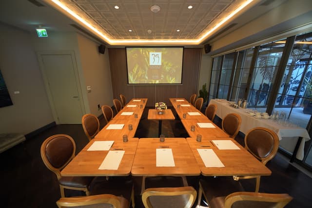 Meeting Rooms