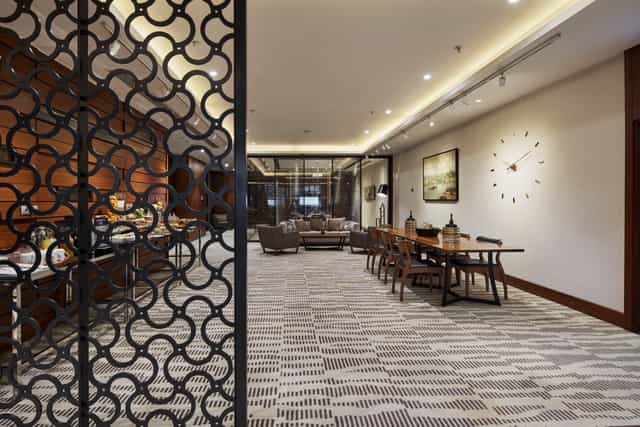 Pierre Loti executive boardroom in Mövenpick Istanbul for professional corporate event meetings.