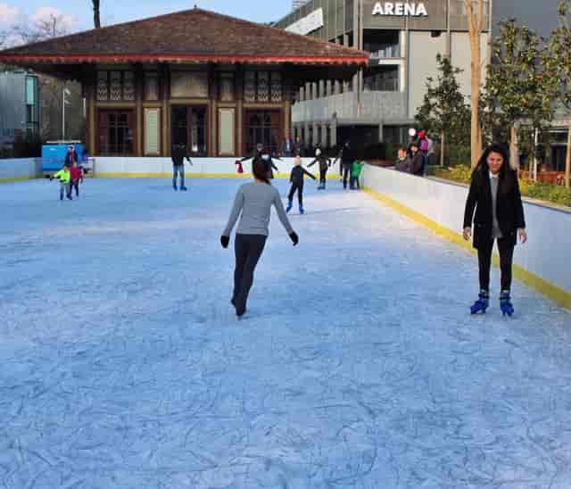 Uniq Buz Pisti outdoor ice rink at Uniq Istanbul for seasonal winter event activation.