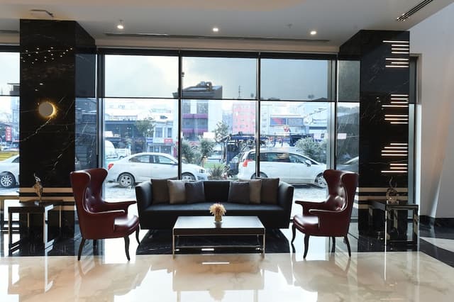 Giriş Salon