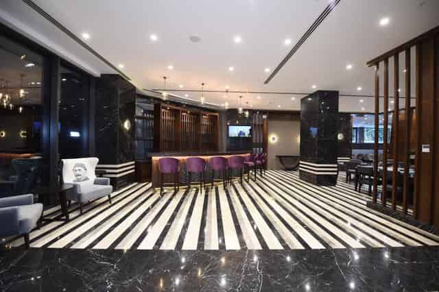 Giriş Salon