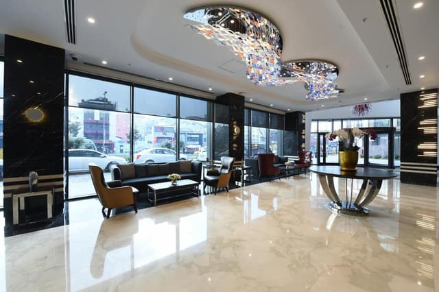 Giriş Salon