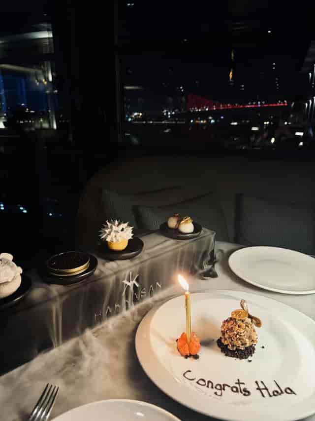 Meclis-i Tugra VIP incentive dinner with dry ice plating for high-end corporate events.