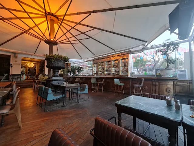 Tugra Restaurant