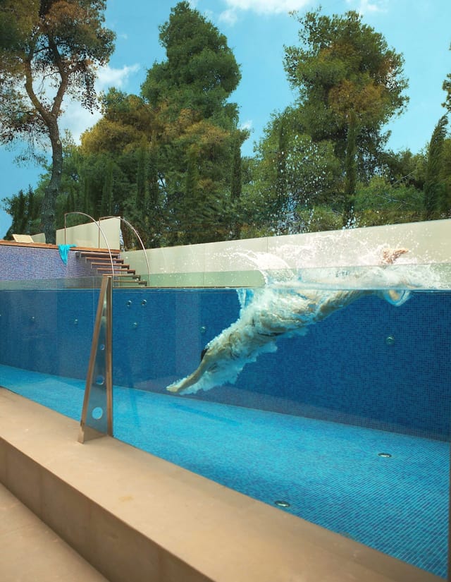 Life Gallery Hotel luxury swimming pool, ideal venue for corporate events and leisure retreats.