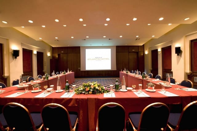 U-shape conference room at Windowist Tower for corporate meetings and business workshops.