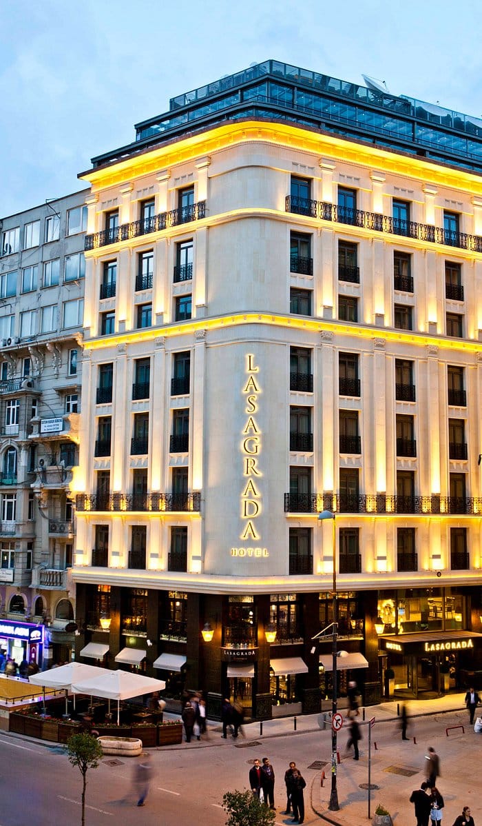 Illuminated Lasagrada Hotel Istanbul rooftop, ideal for corporate events and incentive programs.