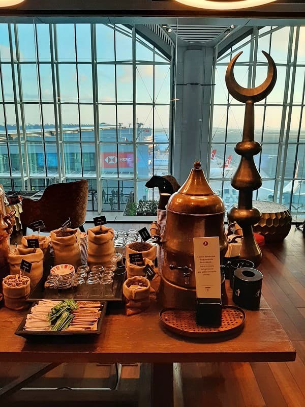 T Lounge
