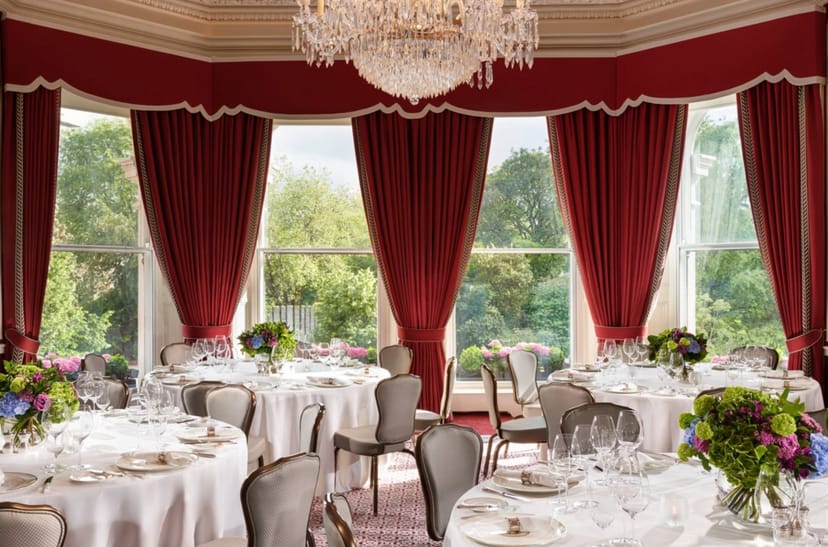 St. Stephens Suite at The Shelbourne: Elegant banquet space for luxury gala or VIP lunch events.
