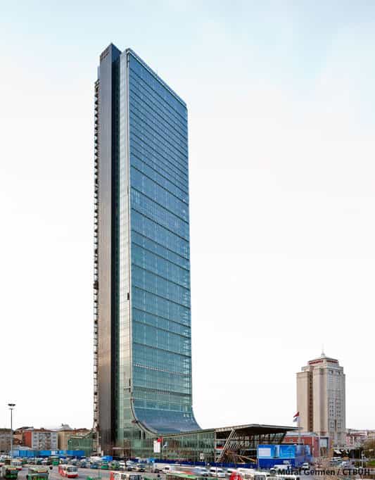 Sapphire Skydeck skyscraper with panoramic city views for luxury corporate events and board meetings.