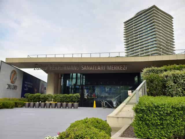 Meydan Foyer