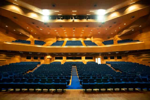 Performing arts theater