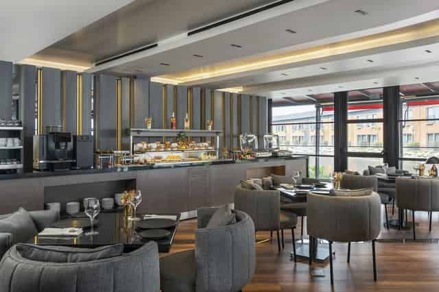 Club Lounge