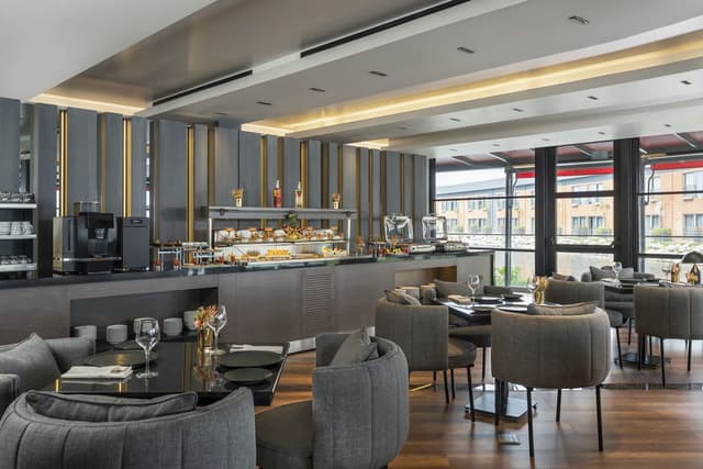Club Lounge