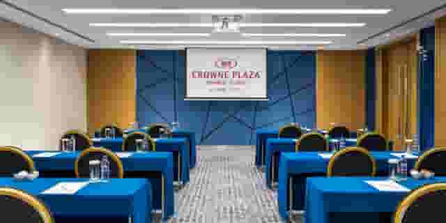 Club Lounge