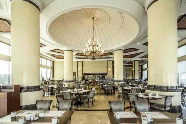 Çeşni Restaurant ballroom with vaulted ceilings for corporate events and formal galas.