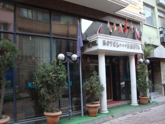 Babil at World Trade Center Istanbul: budget hotel property for business events and conferences.
