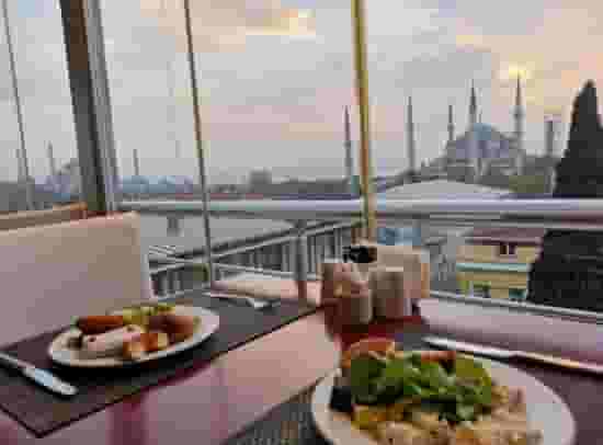 Miss Cafe Restaurant