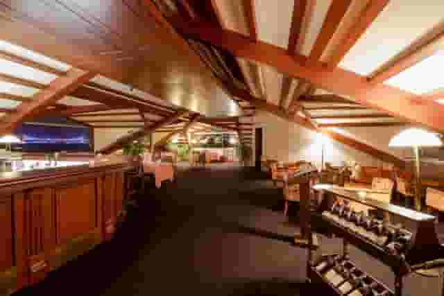 Lobby Bar