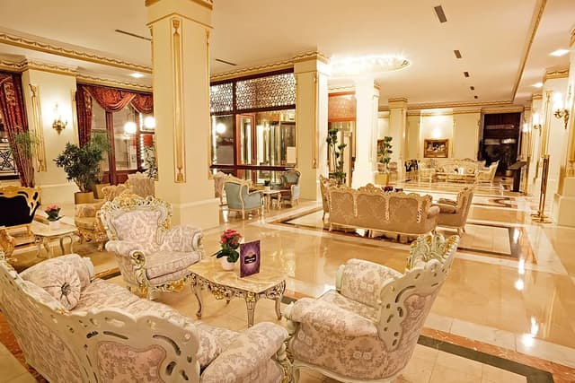 Dersaadet Salonu