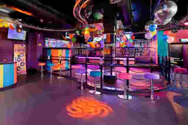 40/Twenty Lounge