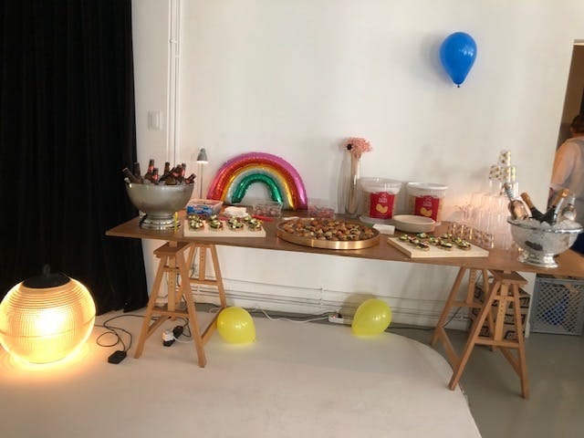 DIY catering station at Le Solaris event: rustic food display for professional event planning.