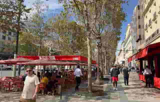 Terrasse des Champs-Elysées