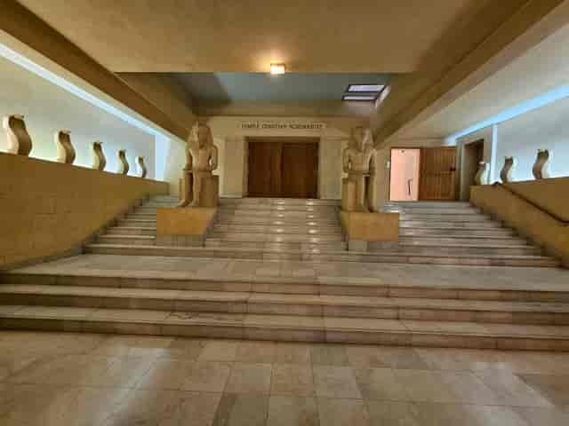 Nefertiti Room at Espace Saint-Martin: tiered entrance for event venue and conference staging.