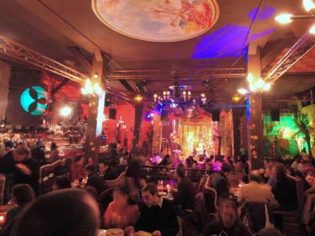 Bar