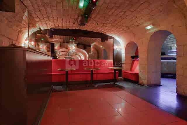 Vaulted Main Room at Le Privé, ideal for exclusive evening receptions and networking events.