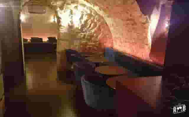 Bar-Club