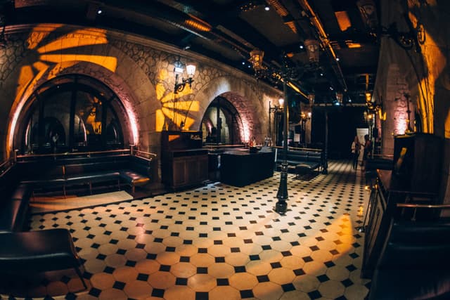 Banquet hall