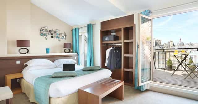 Modern hotel meeting room with balcony for VIP corporate events and incentive travel.