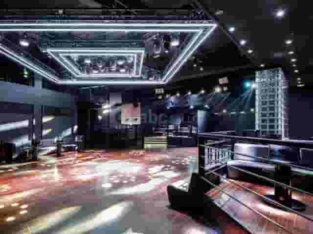 VIP Lounge