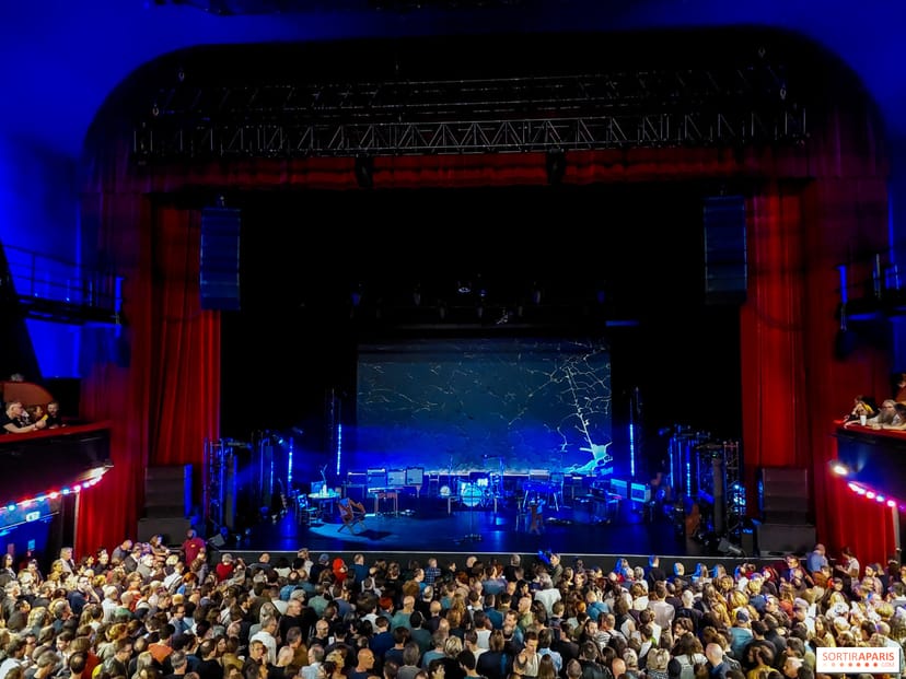 L'Olympia stage with LED screens for live event keynote and performance production.