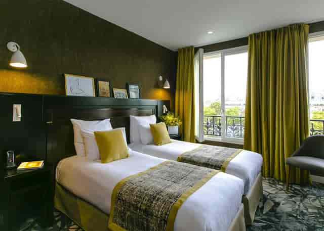 Hôtel de Neuville - Arc de Triomphe - >Hôtel de Neuville - Arc de Triomphe</a>