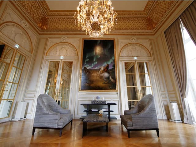 Hôtel de Crillon +1 more
