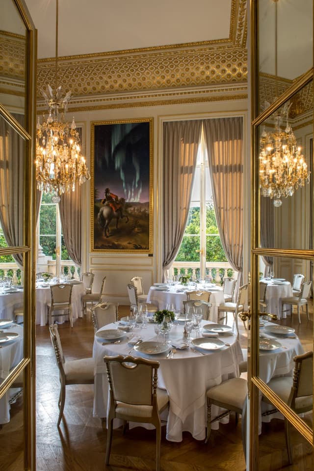 Hôtel de Crillon +1 more