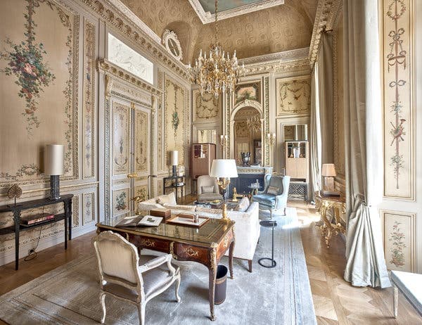 Hôtel de Crillon +1 more
