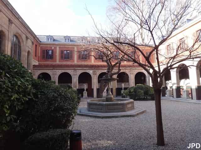 Cour du mûrier