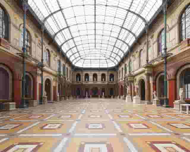 Cour vitrée