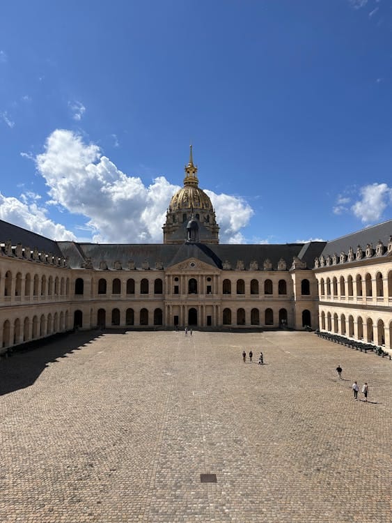 The Dome courtyard, Army Museum: symmetrical Paris venue for grand galas and corporate receptions.