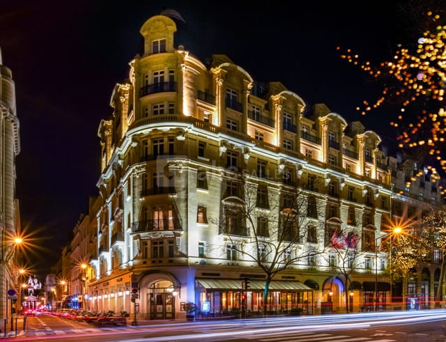 Grand Opera at M Social Hotel Paris: luxury venue for corporate events and executive retreats.