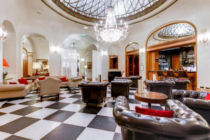 Grand Opera lounge at M Social Paris, elegant hotel venue for VIP events and luxury networking.
